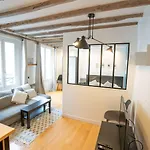 Grand Studio Loft Bien Equipe A Paris 15 - 2P